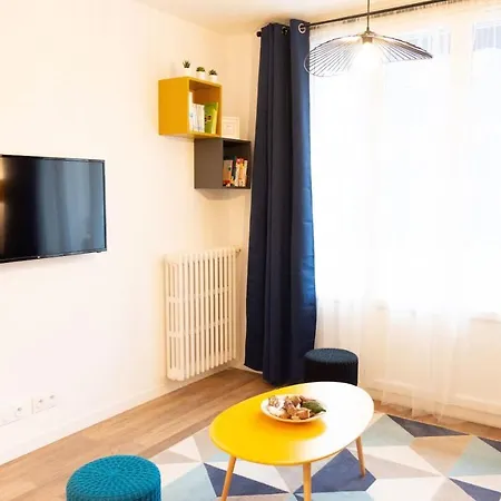 Chez Jules - Tram, Bus, 8 Pers., 3ch, Wifi * Villeurbanne